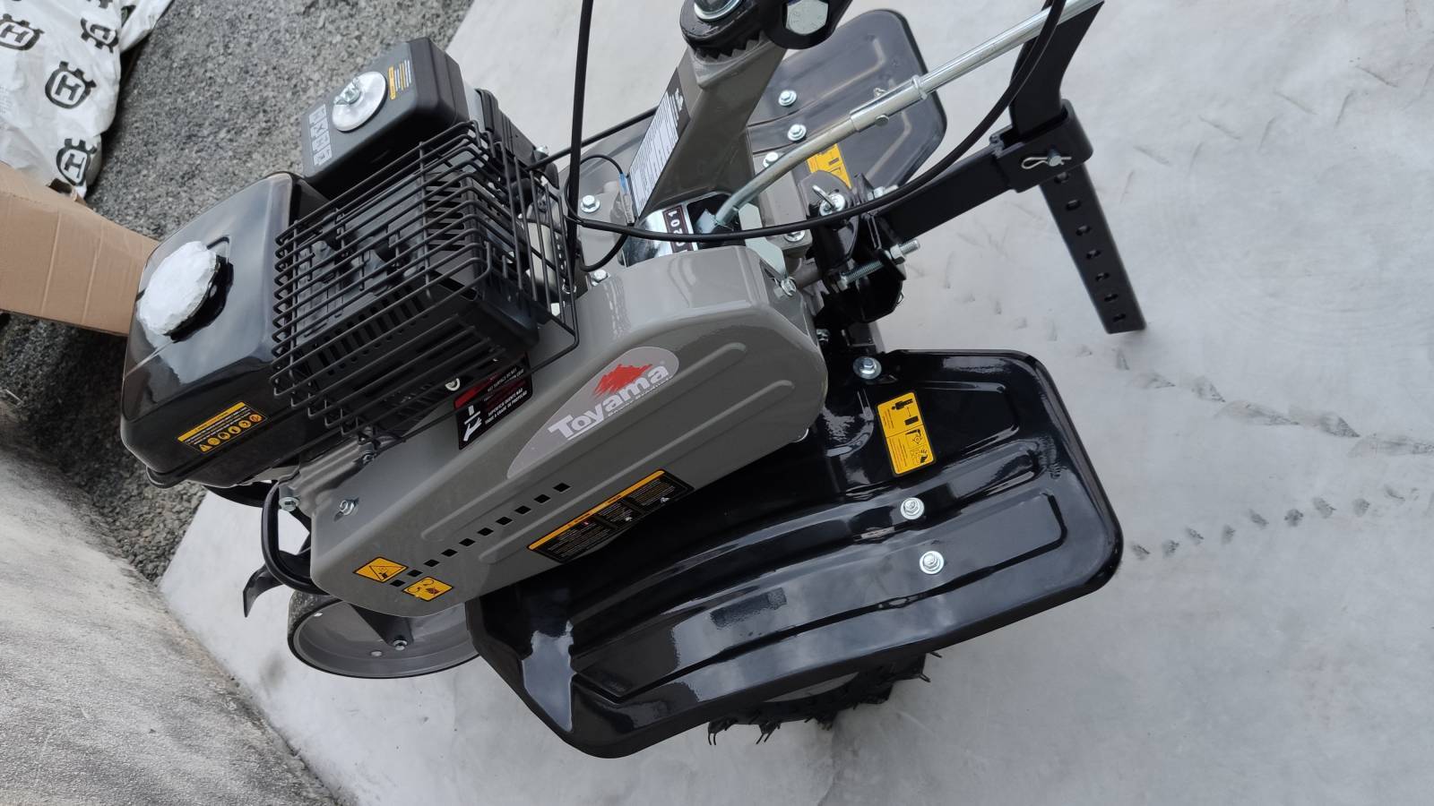 Motocultivador à Gasolina 7,0Hp Toyama TT75R-XP c/acessórios 