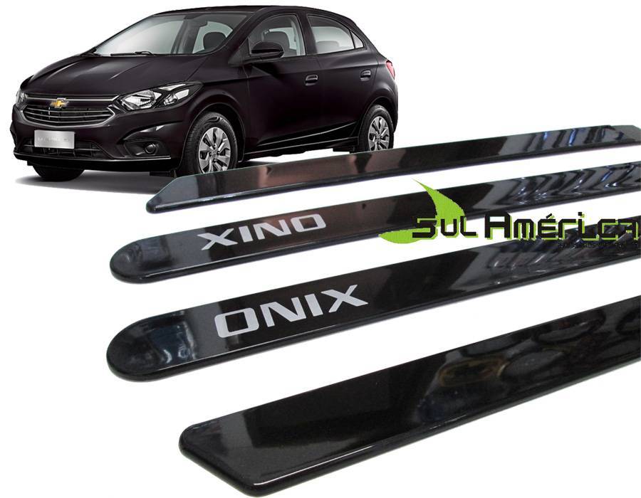 FRISO LATERAL ONIX JOY PRETO OURO NEGRO 2016 a 2021 NOME - Sul