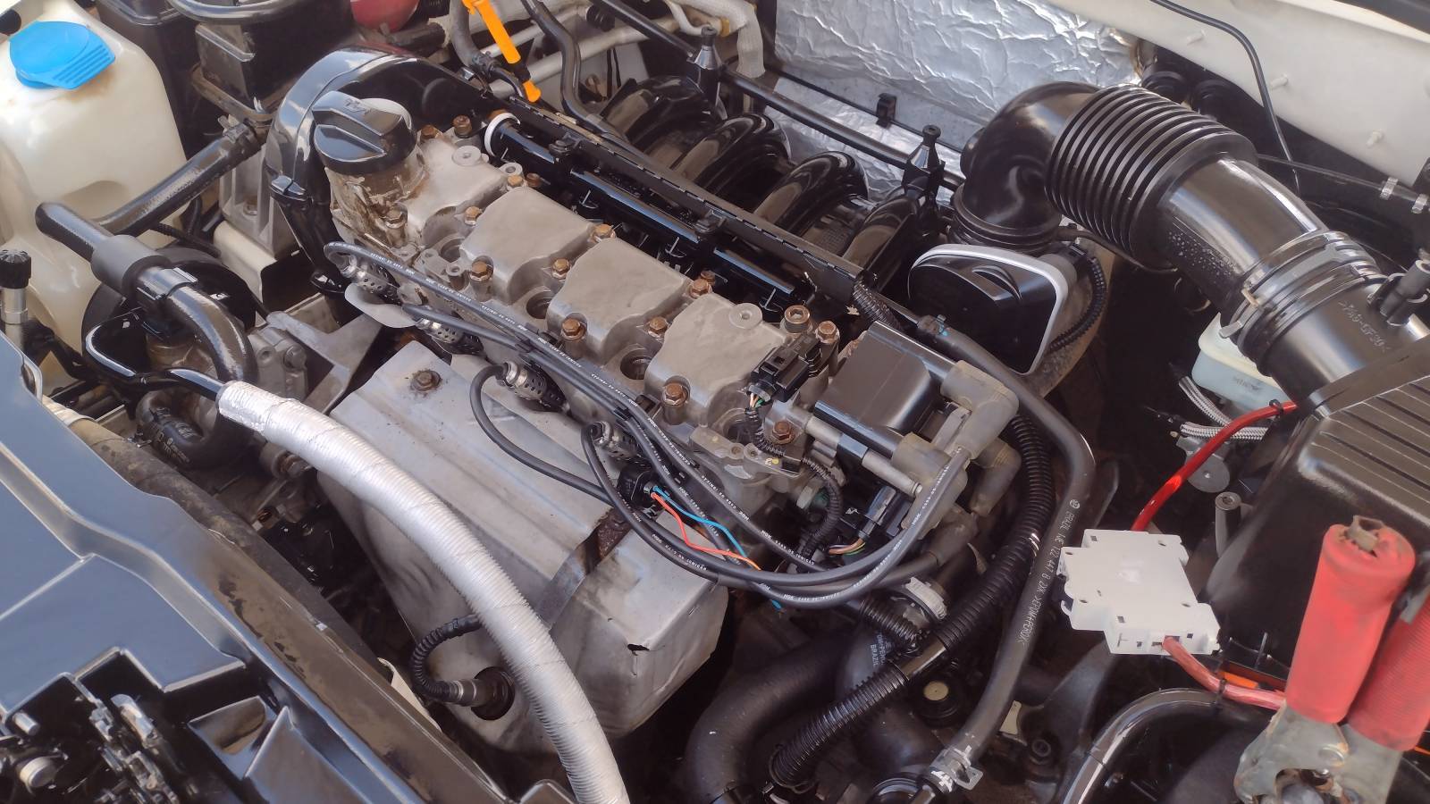 Motor - EA111 VOLKSWAGEN GOLF 1.6 8cv mec 11/12 - MRX Auto Peças 