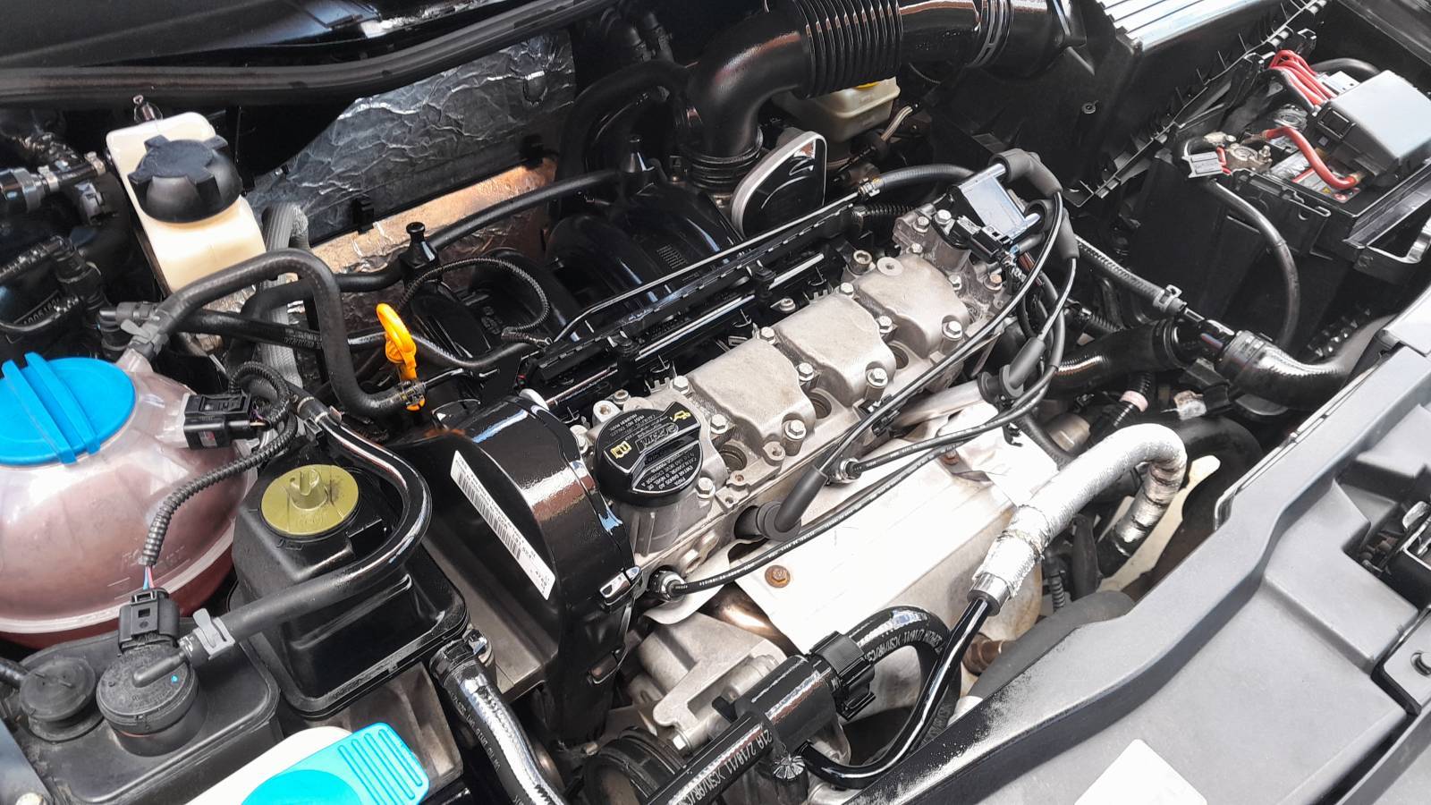 Motor -EA111 Volkswagen Golf Sportline 1.6 Mi flex 8v 11/12  - MRX Auto Peças 