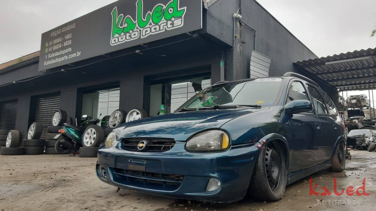 Sucata Gm Corsa Wagon GLS 1.6 8v 2000 venda de peças