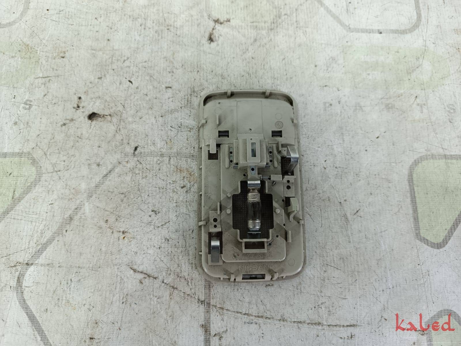 Luz de teto traseiro Nissan Livina 2009-2014 - Kaled Auto Parts