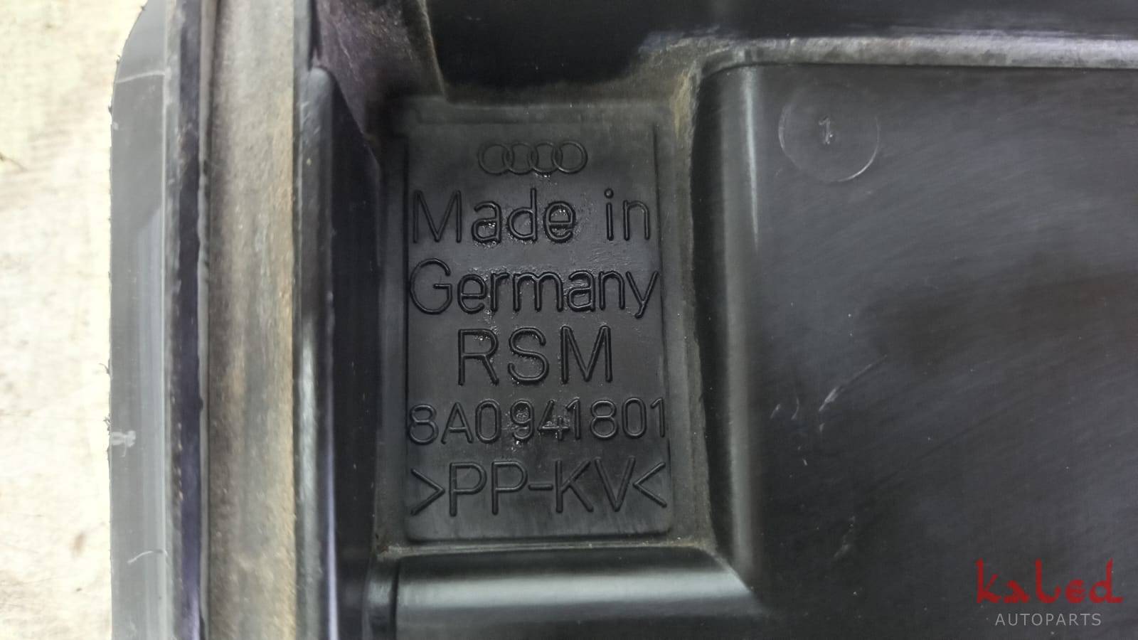 Porta Caixa D Fusível Relê Audi 80 94-96 8A0941801