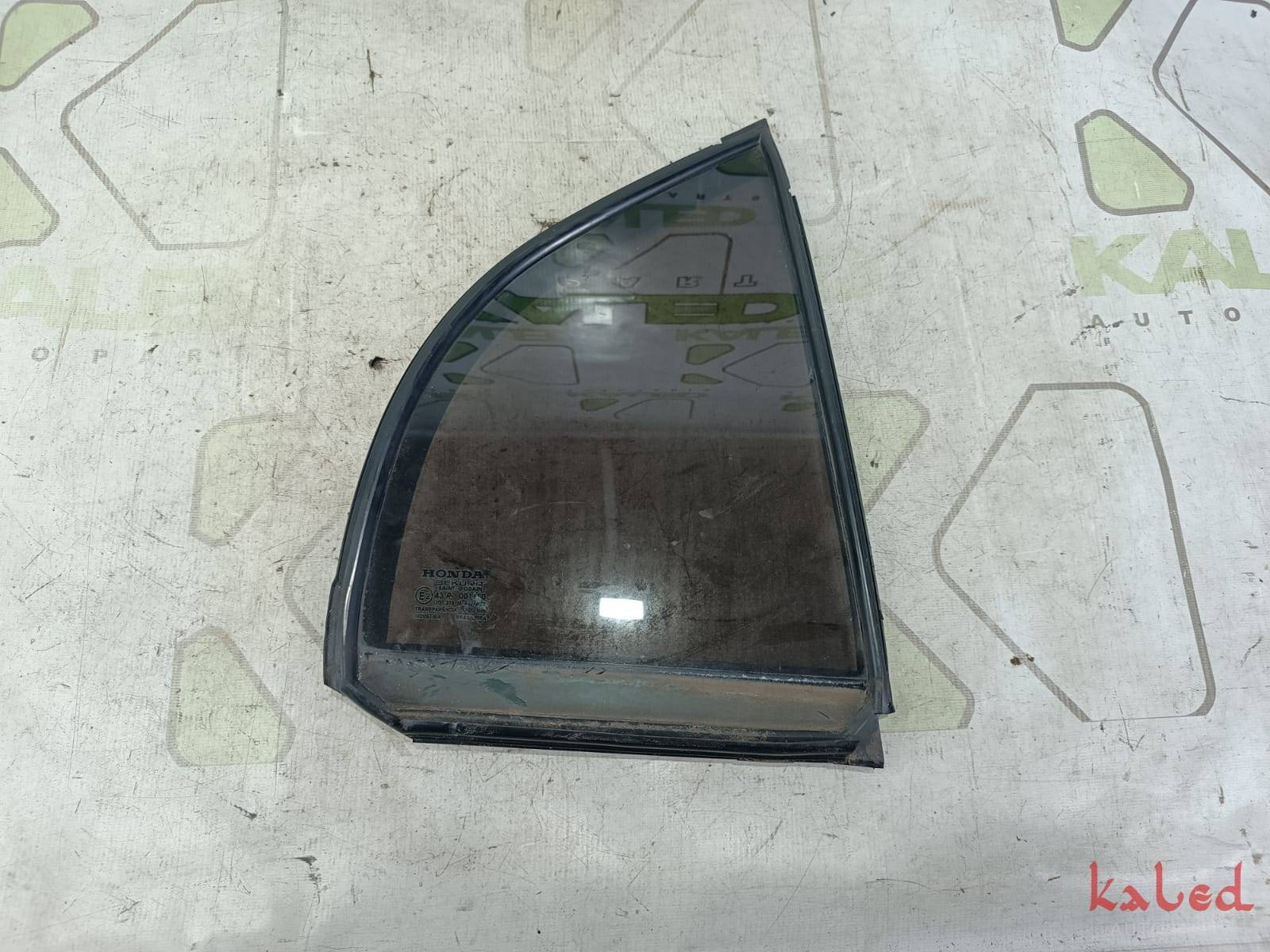 Vidro fixo porta traseira direita Honda Civic 01-06 
