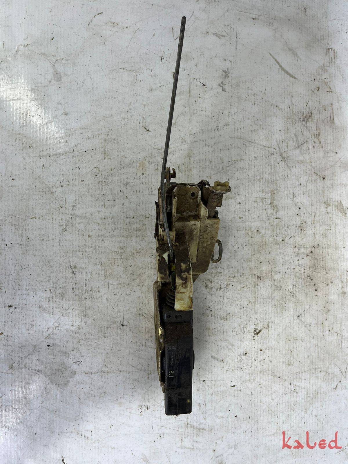 Fechadura Porta Dianteira Direita Ômega 93-97 - Kaled Auto Parts