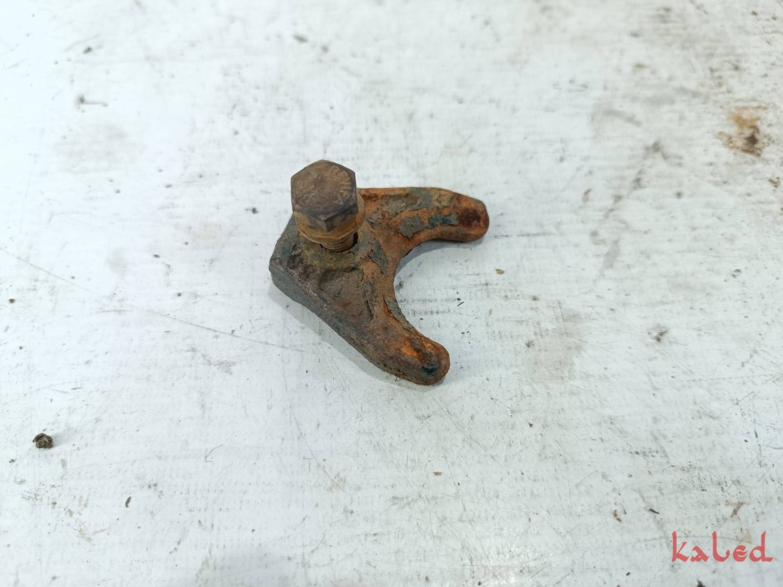 Suporte fixação distribuidor motor AP 