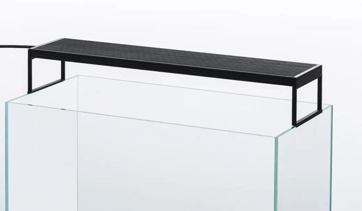 Chihiros WRGB2 60・67W・シェード2枚付き‼️ Chihiros WRGB2 SLIM60 ミラー付シェード