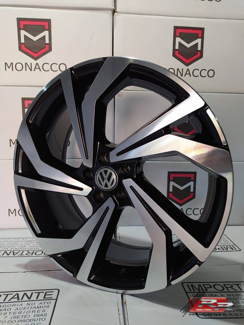 JOGO DE RODA VENETO MONACCO JETTA GLI 2023 20X7,5 DIAMANTE PRETO
