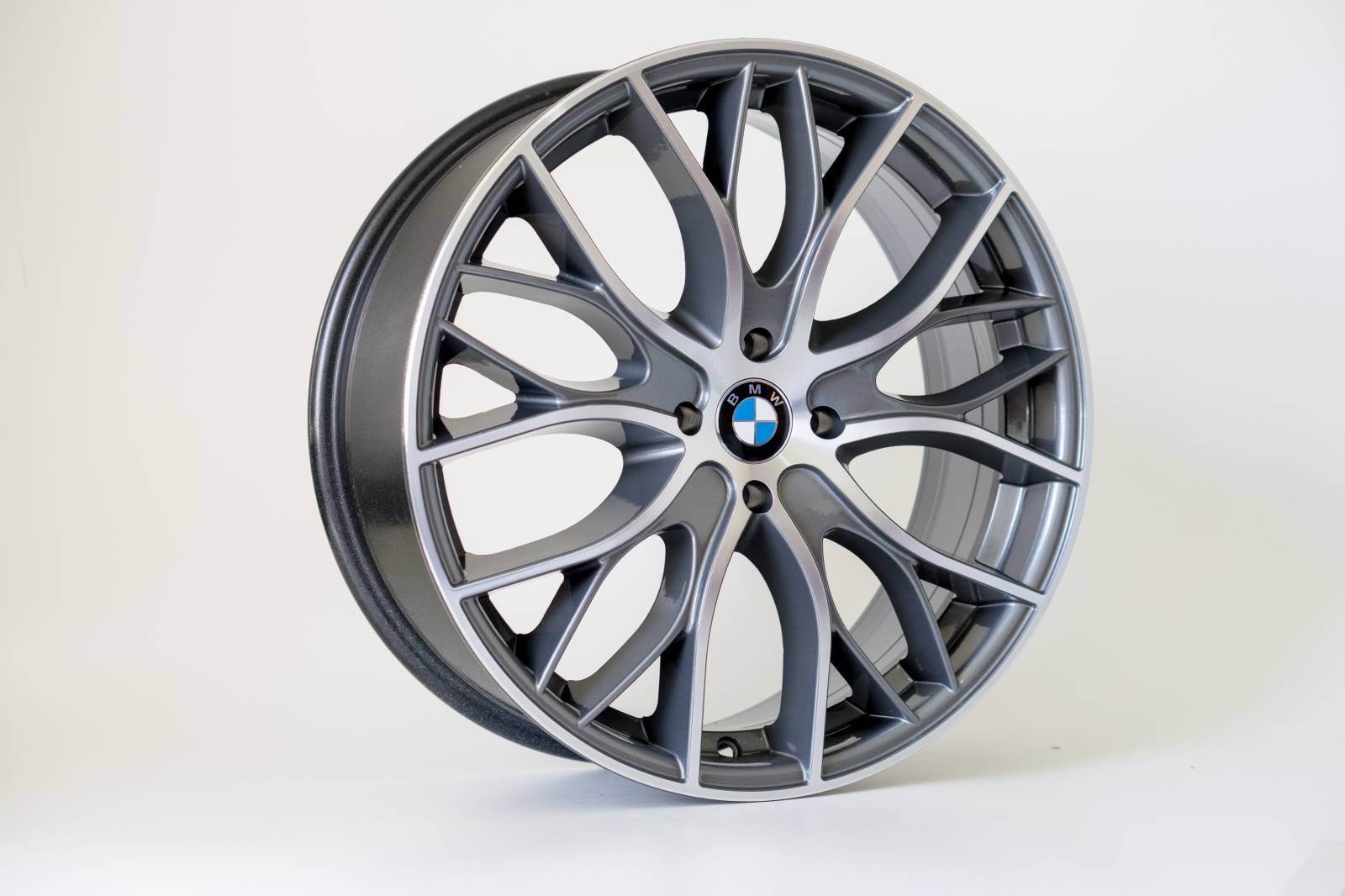 Jogo de 04 Rodas BMW Biturbo KR R54 aro 18 4x100 GD