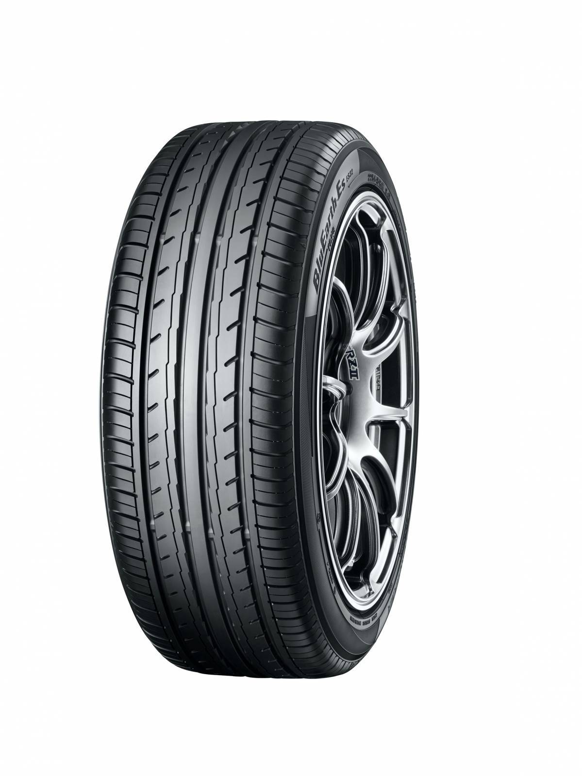 Pneu Yokohama Aro 17 Bluearth ES32 225/45 R17 94V - Dagostin Pneus